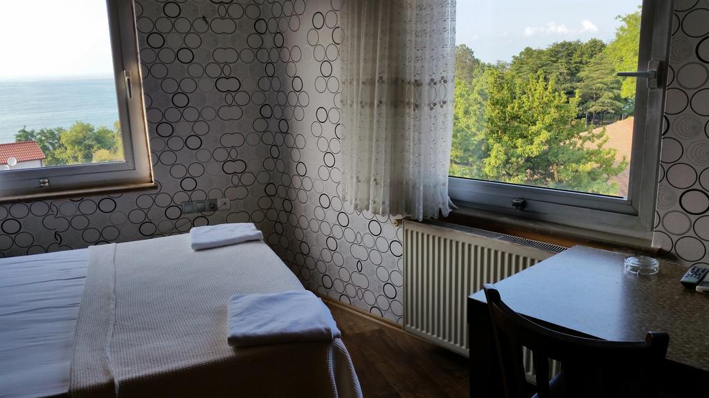 Kalepark Hotel Трабзон Стая снимка